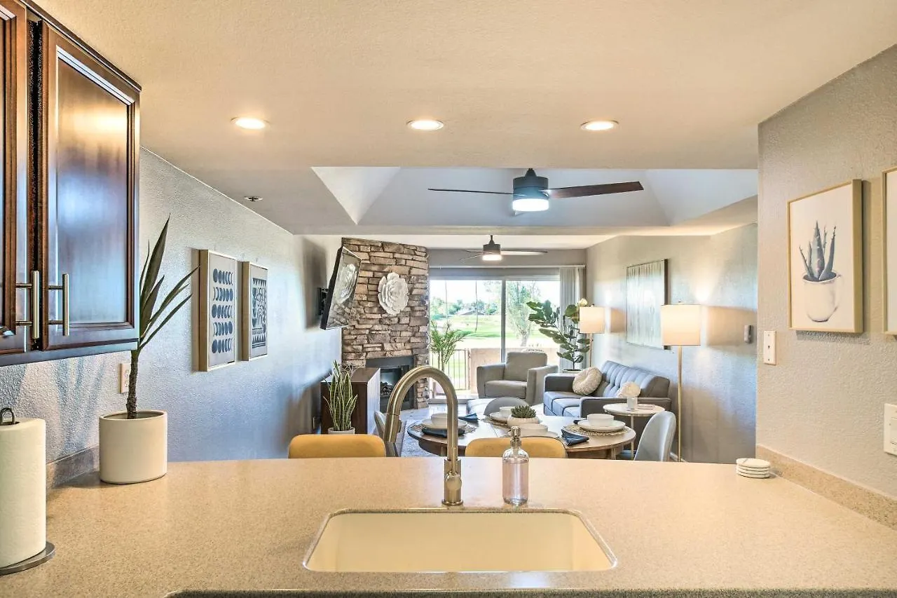 First-Floor Condo With Golf Course Views And Pool! 스코 츠 데일 0*, 스코 츠 데일